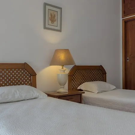 Appartement Akisol Armacao Pera In Iv *